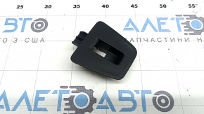 The trunk release button cover for the VW Tiguan 18-24 interior is broken.