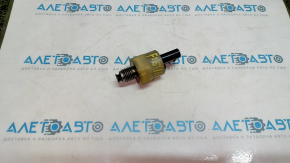 BMW X5 F15 16-18 2.0T Plug-in Oil Pressure Sensor