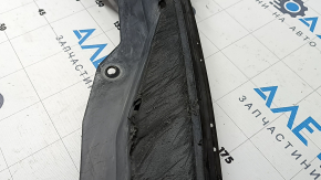 VW Tiguan 18-21 front bumper lip, R-Line, scratches, dents