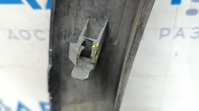 Rear left fender arch trim for VW Tiguan 18-24, structure, broken fastener, broken fasteners, scratches