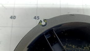 Front right door speaker VW Tiguan 18-24 cracks in the mounts, broken mounts