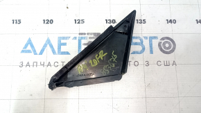 Triangle plug for the front right door of an Audi A4 B9 17-25, glossy black, scratches