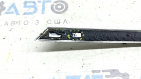 Audi A4 B9 20-25 chrome trunk lid molding, broken guides