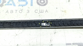 Audi A4 B9 20-25 chrome trunk lid molding, broken guides