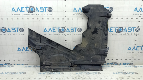Audi A4 B9 17-20 rear right underbody protection, cracks