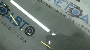 VW Tiguan 18-21 front left door glass scratches