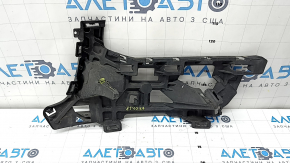 The front bumper mount, right inner, Volvo XC90 16-23, is broken.
