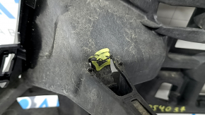 The front bumper mount, right inner, Volvo XC90 16-23, is broken.