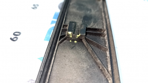 Hyundai Tucson 16-21 lower front right door trim cracks in the fasteners