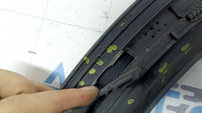 Rear left fender arch trim Volvo XC90 16-23 graphite, scratches, broken fasteners, crack in fastener