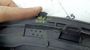 Volvo XC90 16-23 rear right fender arch trim, graphite, scratches, broken fasteners, broken fastener, crack in fastener, peeling coating