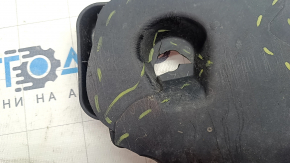 Kia EV6 22-24 rear bumper guard missing element, cracks