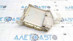 Toyota Prius V 15-17 dashboard fuse box