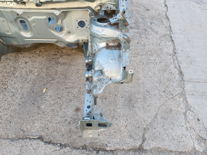 Front left quarter panel of Toyota Prius V 12-17 on the body, green