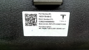 Tesla Model X 22-25 rear trunk floor mat, needs cleaning, scuffed