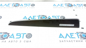 Right dashboard trim panel for Audi Q5 8R 09-13, chestnut wood, scratched