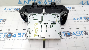 Hyundai Tucson 19-21 radio without navigation with HD digital, scratches on chrome