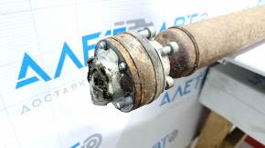 The propeller shaft of a Ford Escape MK4 20-24 hybrid is rusty, and the rear CV joint is defective.