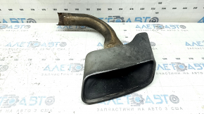 Left muffler tip for Audi Q7 16-23, corrosion, missing fragment