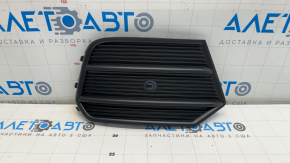 Right front bumper grille for Audi Q3 8U 16-17, for a solid bumper, for parking sensors