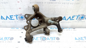 The rear left axle of a Toyota Prius 50 19-22 AWD is rusty and has a cut.
