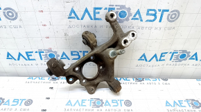 The rear right axle of a Toyota Prius 50 19-22 AWD is rusty and has a cut.