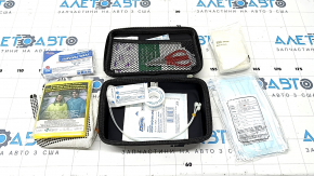 Jeep Grand Cherokee WL 21-25 First Aid Kit for Cleaning