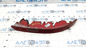 Right rear bumper light cracked on Audi Q5 8R 09-17