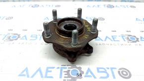 Rusty front right hub for a 2021-2024 Nissan Rogue