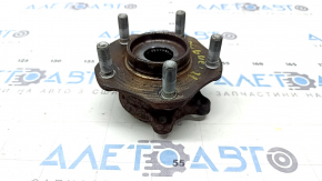Rusty front left hub for a 2021-2024 Nissan Rogue