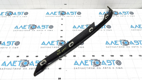 Left tailgate seal for Jeep Grand Cherokee WL 22-25