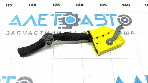 A chip for the SRS airbag module and airbag computer of the Jeep Grand Cherokee WL 22-25 PHEV.