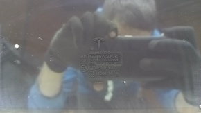 Tesla Model 3 18" triplex front panoramic glass, seals torn