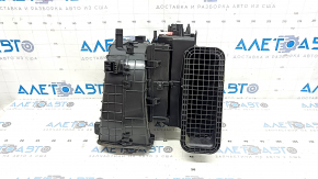 The bare heater housing, right side of a 2021 Nissan Rogue, US built, without a motor or actuator.