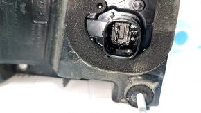 Tesla Model X 22-25 right outer fender light scratches