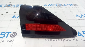 Tesla Model X rear right reflector scratches 22-25