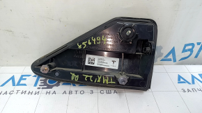 Tesla Model X rear right reflector scratches 22-25