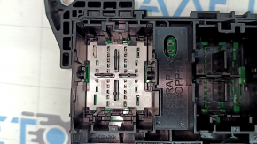 Jeep Grand Cherokee WL 22-25 PHEV dash fuse box