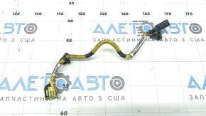 Wiring for the front right airbag sensor on a Kia Optima 16-20