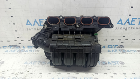 The intake manifold of a Hyundai Tucson 2019-2021 2.0 is melted.