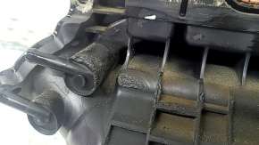 The intake manifold of a Hyundai Tucson 2019-2021 2.0 is melted.