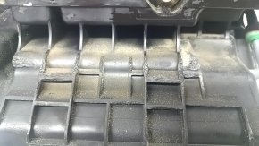 The intake manifold of a Hyundai Tucson 2019-2021 2.0 is melted.