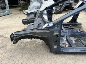 Front left quarter panel of a Ford Fusion mk5 13-20 on the body, blue, rusty