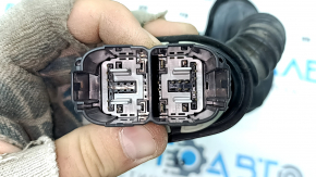 Wiring for the rear left door of a Jeep Grand Cherokee WL 21-25 under keyless entry