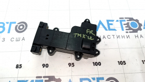 Tesla Model X 22-25 front right door closer
