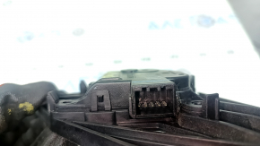 Actuator motor for the heater air conditioner for a Hyundai Tucson 16-21 with a bracket