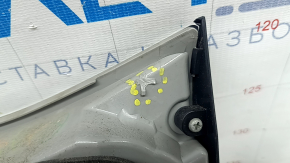 The inner taillight on the left Lexus RX350 RX400h 06-07 restyling is dark, the guide is broken.