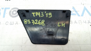 Tesla Model 3 18 front left side door trim plug - scuff marks