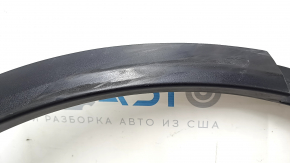 Tesla Model X 22-25 rear right fender arch trim is worn, the fastening is broken