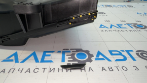 Audi Q5 80A 18-24 air intake without holes on the top cover, broken mount